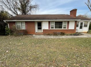 632 Winesap Rd, Madison Heights, VA 24572