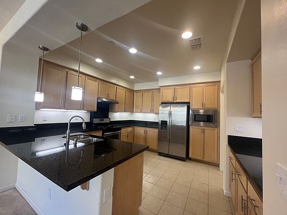 2nd image of 1335 Nestwood Way