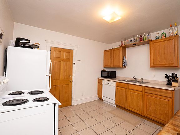 3rd image of 803 W 20th St APT 2