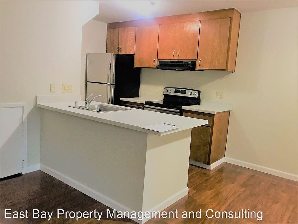 1st image of 43326 Grimmer Blvd