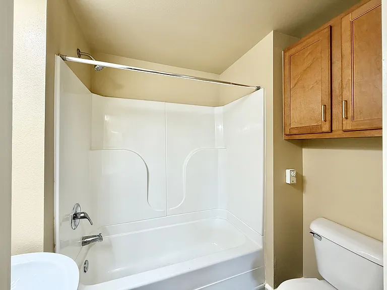 205 Birch Ave #2 — Photo 7