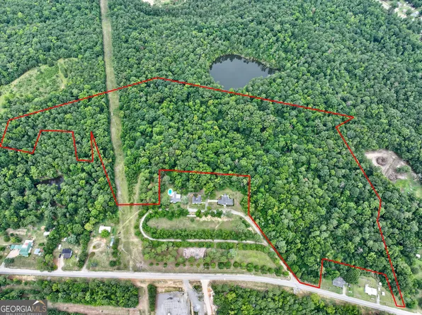 112 Magnolia Dr, Mc Intyre, GA 31054