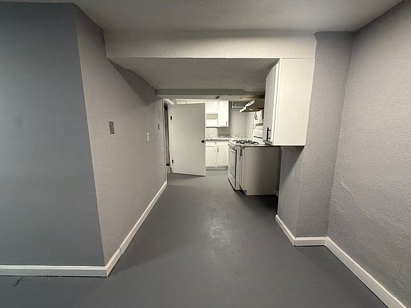 3rd image of 6921 Prospect Ave APT D