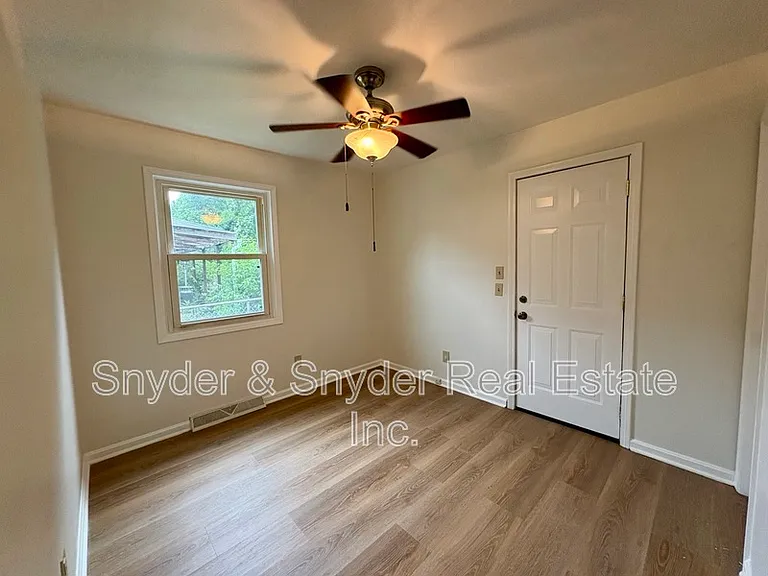 1173 Dayton St — Photo 11