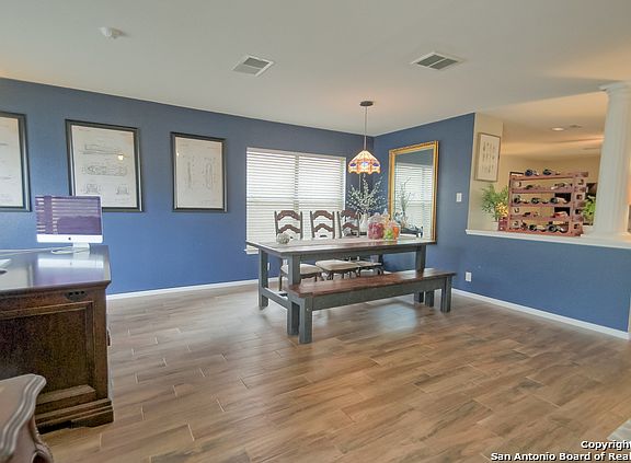 5th image of 2614 Diamond Hill Dr