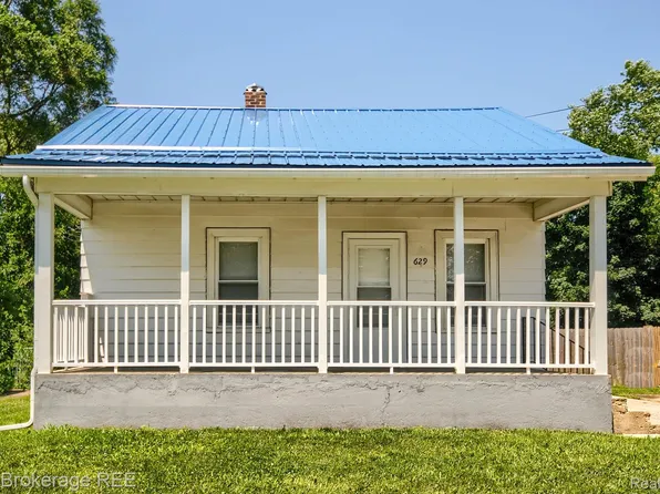 629 Monroe Ave, Mount Morris, MI 48458