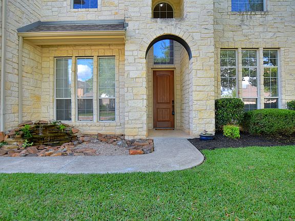 4th image of 2516 Caparzo Dr