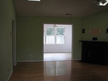 4th image of 318 Chattooga Place Dr