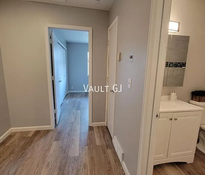 919 William Ct #D — Photo 8
