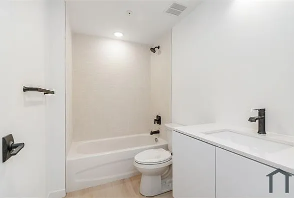 2722 N Hope St #A — Photo 8