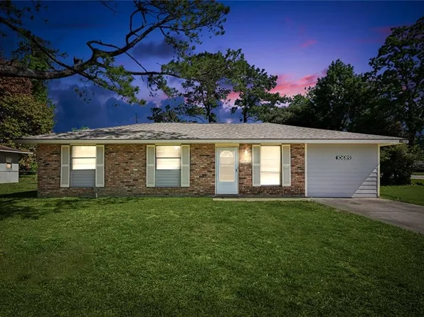 10689 Rhus Fringe Dr, Baton Rouge, LA 70816