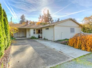 2132 Harrison Ave, Medford, OR