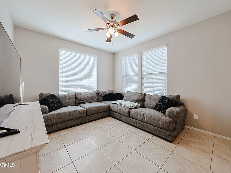 17717 W Mandalay Ln — Photo 6