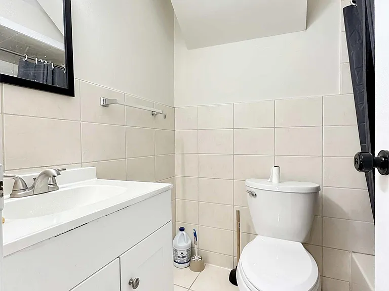 36 Kingsbridge Ave #1F — Photo 6