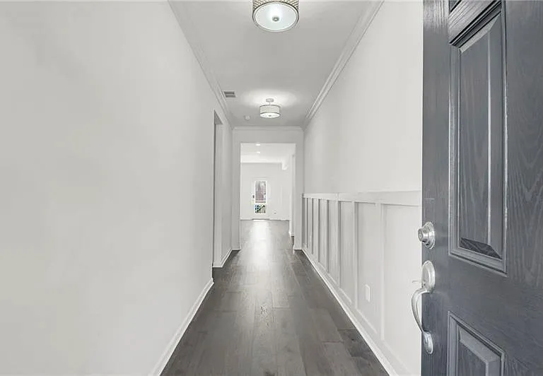 4795 Bellehurst Ln — Photo 3