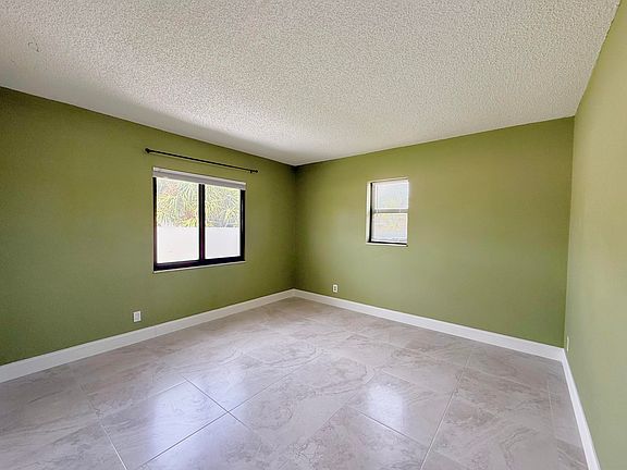 4th image of 1691 W 26th St APT 1