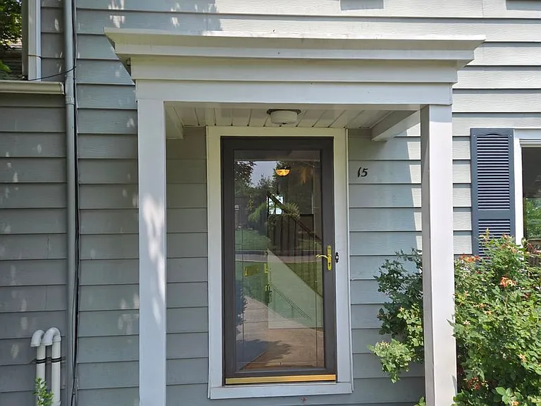 15 Carpender Rd — Photo 2
