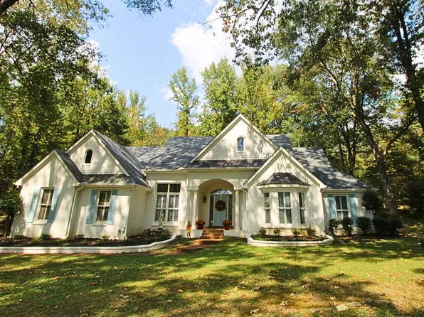 525 Estate Dr, Eads, TN 38028