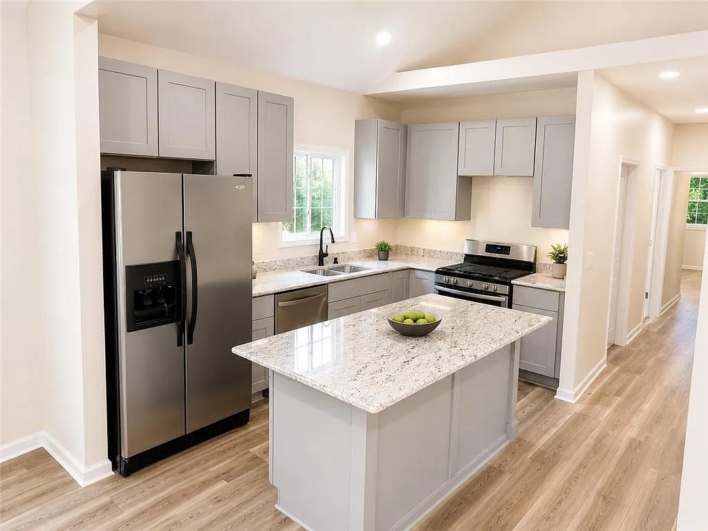 3 bed, 2.0 bath, 1137 sqft, $2,000 — Photo 4