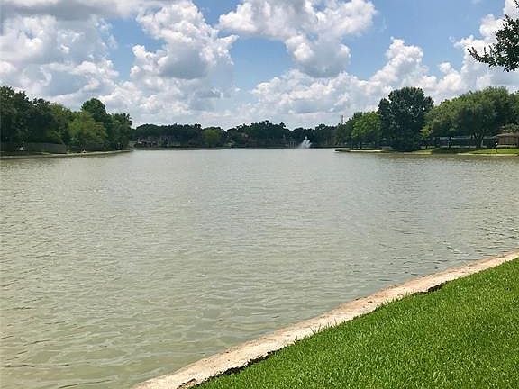5th image of 2611 Grants Lake Blvd
