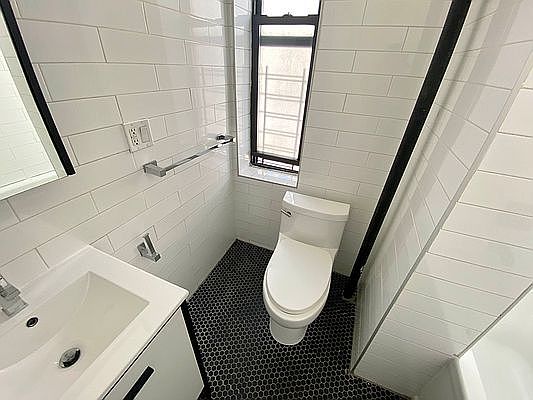 5th image of 344 E 148th St APT 3C