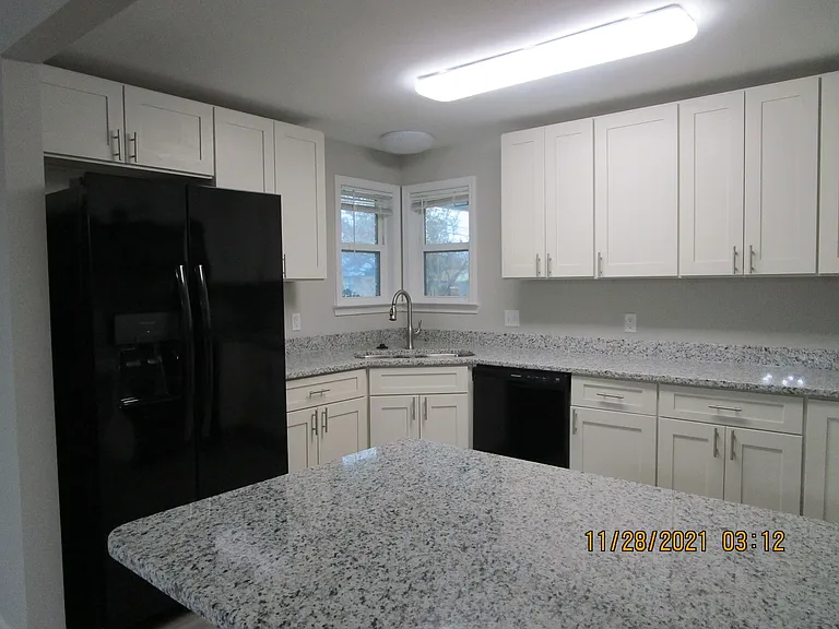5921 Howard Rd — Photo 2