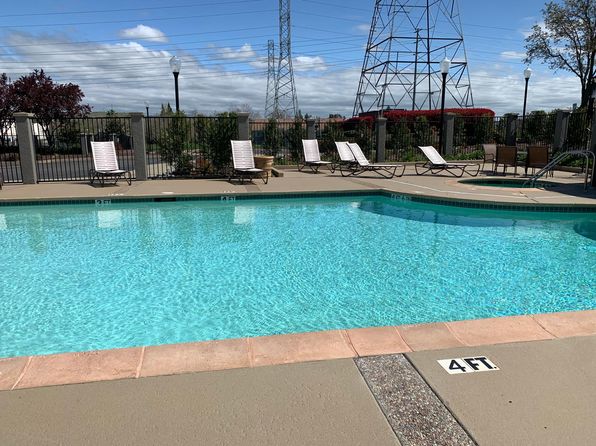 885 Halidon Way APT 423