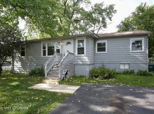 1222 Ronzheimer Ave, Saint Charles, IL 60174