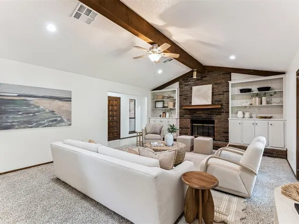 1405 Creston Way, Edmond, OK 73012