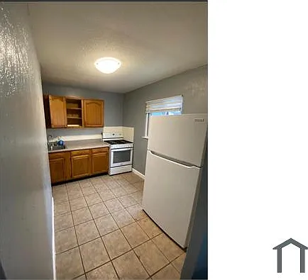 2724 Fremont St — Photo 10