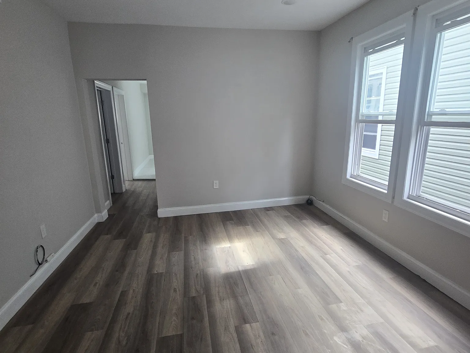 3 bed, $2,400 — Photo 4