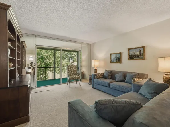 8970 S Hollybrook Boulevard #308, Pembroke Pines, FL 33025