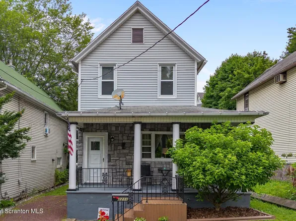 2211 Myrtle St, Scranton, PA 18510