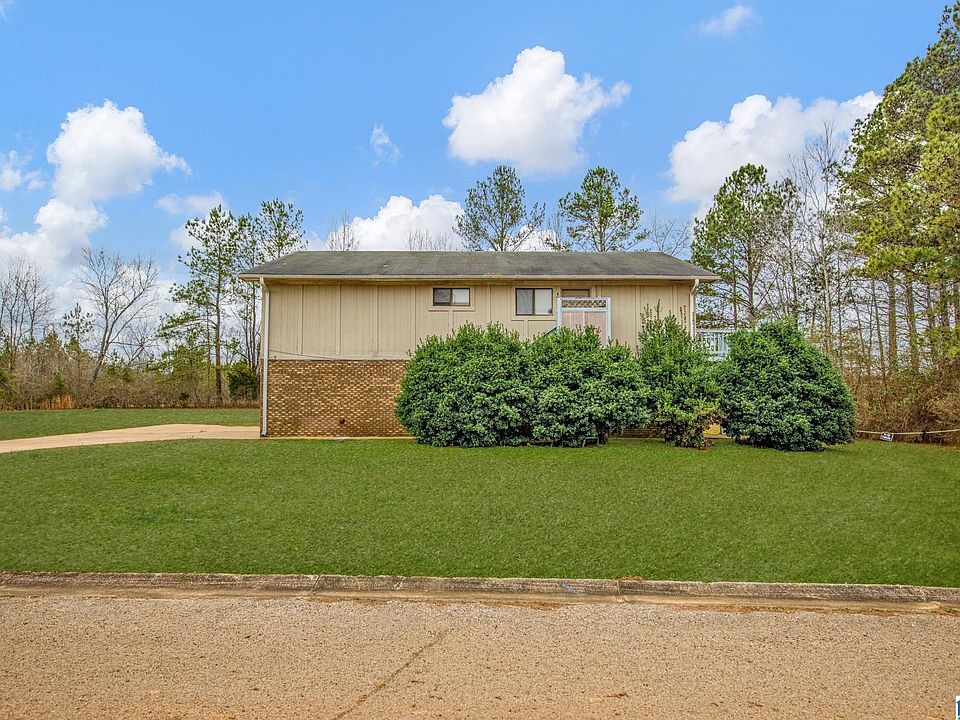 1st image of 3100 Apple Valley Ln