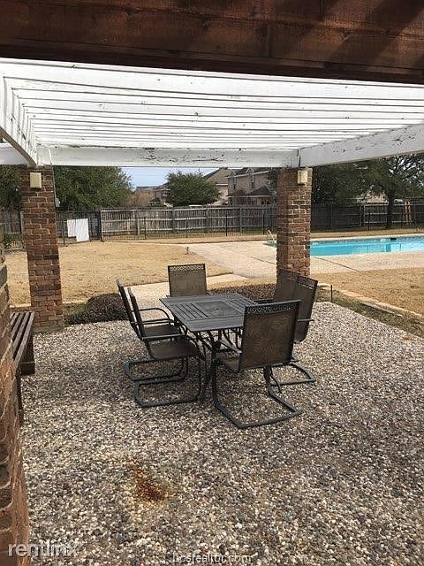 1st image of 1901 Holleman Dr #314