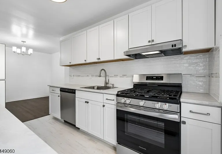 257 Main St #B — Photo 13