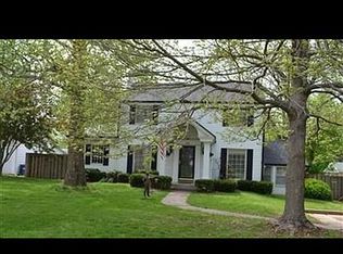 1827 S Kings Ave, Springfield, MO 65807