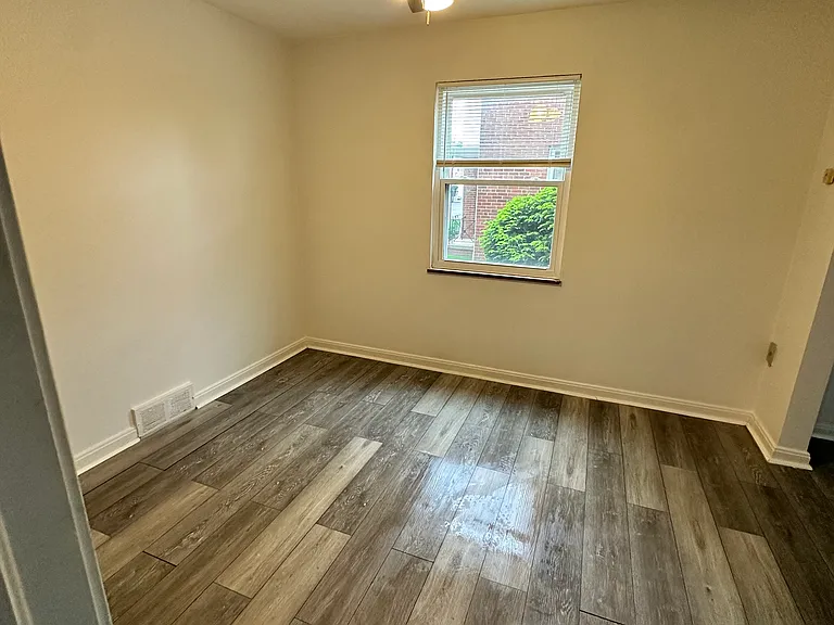 21011 Westway Dr #4 — Photo 11