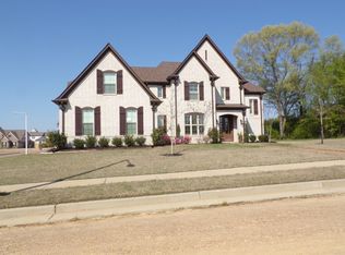 1229 Mountain Side Dr, Collierville, TN 38017
