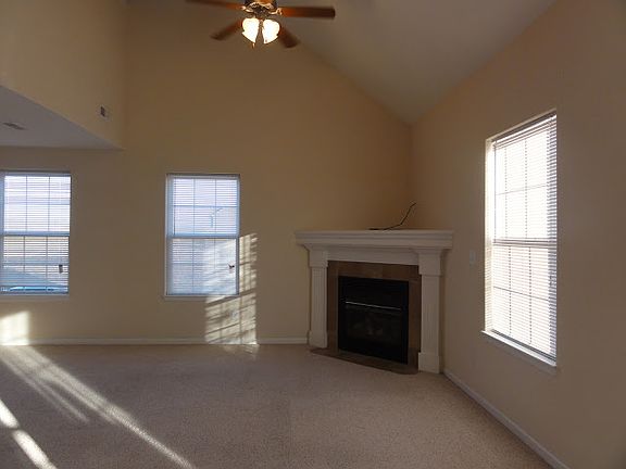 2nd image of 2715 Kathie Dr