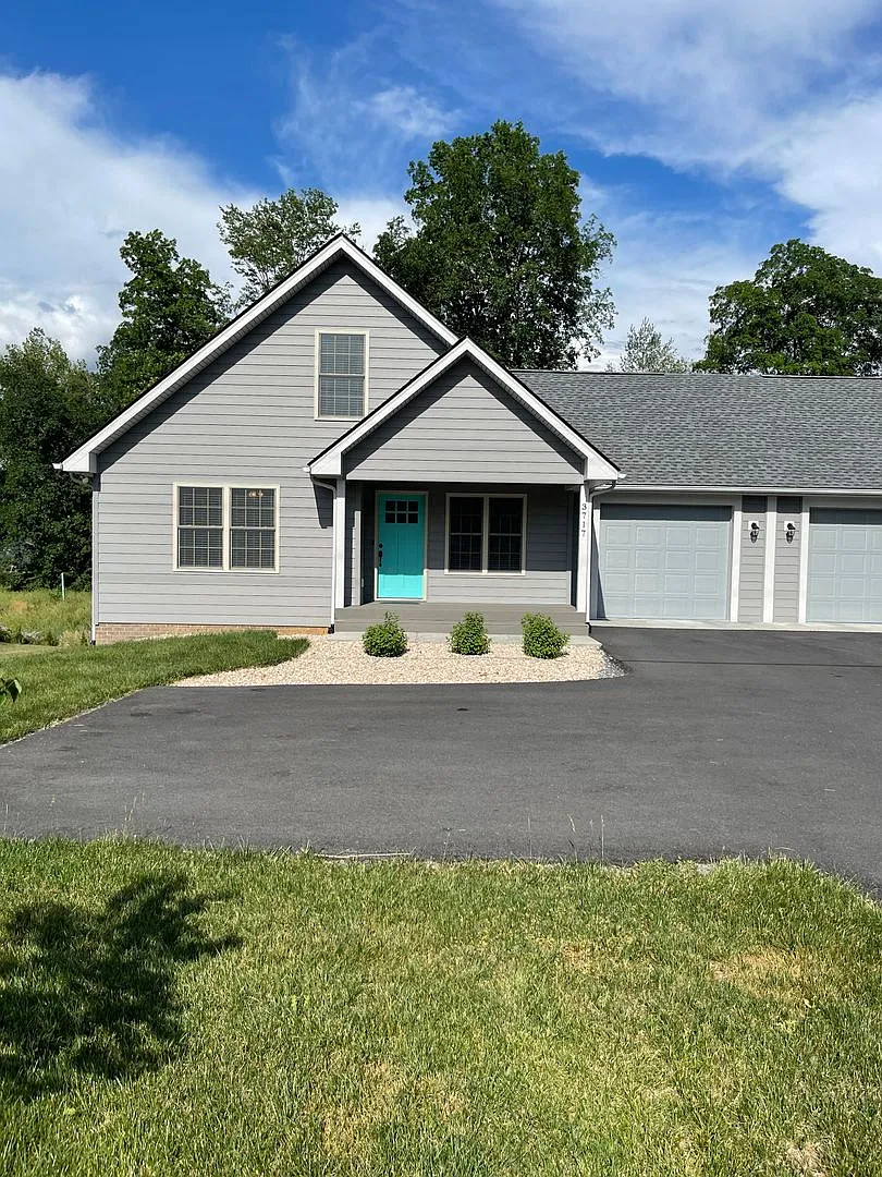 Beautiful Duplex for Rent — Photo 2