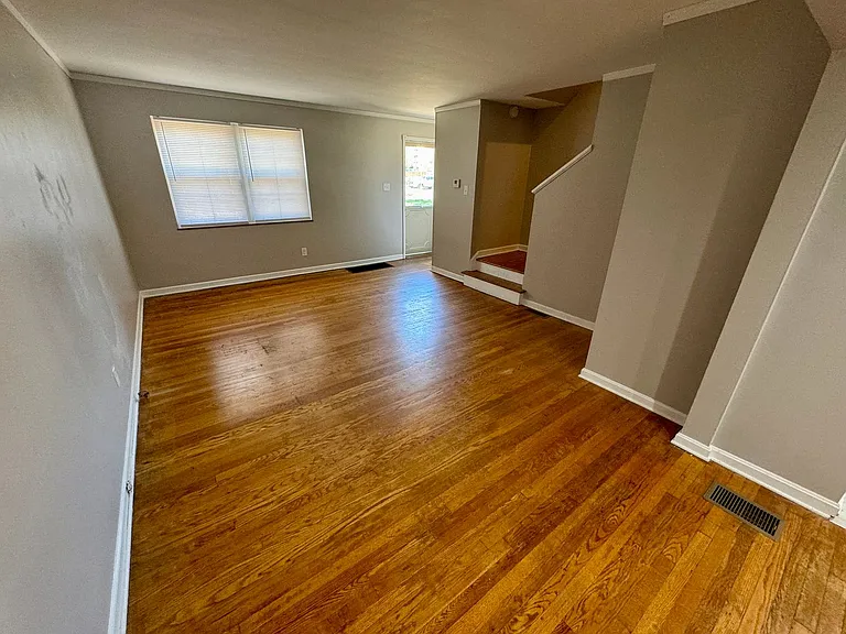 1139B Sells Ave — Photo 5