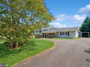 7987 Oakwood Ln, Pomfret, MD 20675