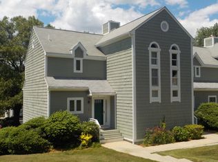 9 Fairway Ln, Blackstone, MA 01504