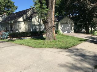 506 S Sibley St, Buckner, MO 64016