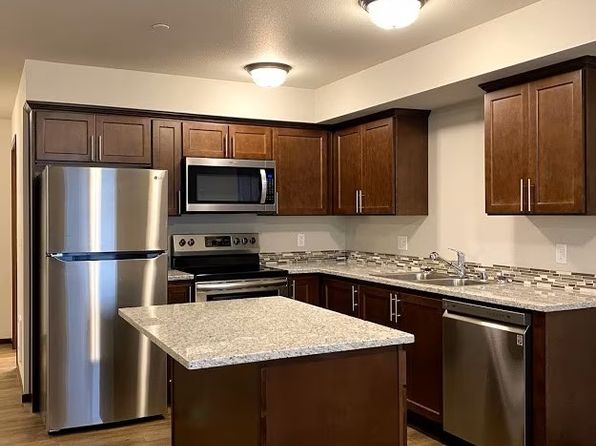 7000 265th St NW APT 403