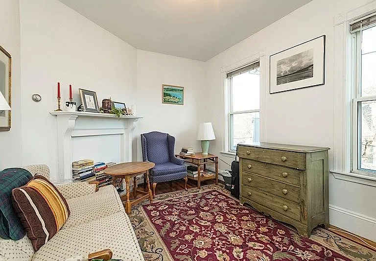 137 Columbia St #3B — Photo 16