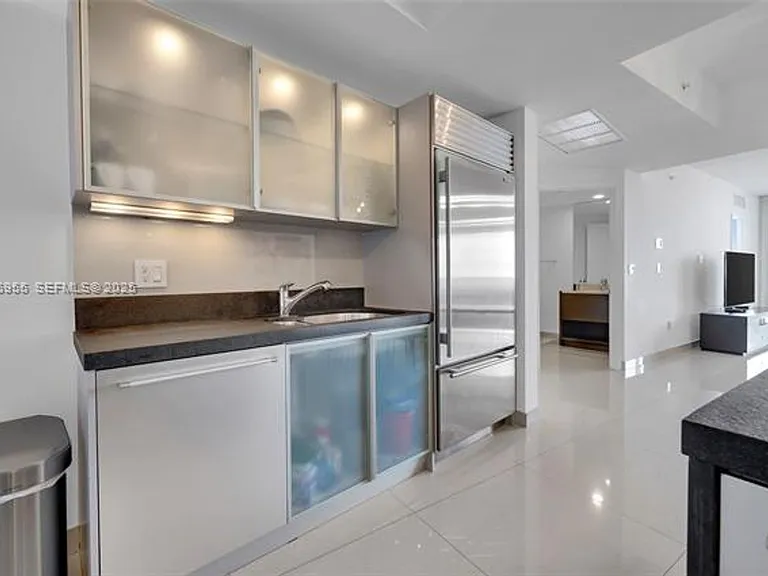 18201 Collins Ave #902 — Photo 14