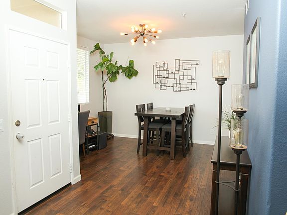 3rd image of 2313 N Ventura Ave