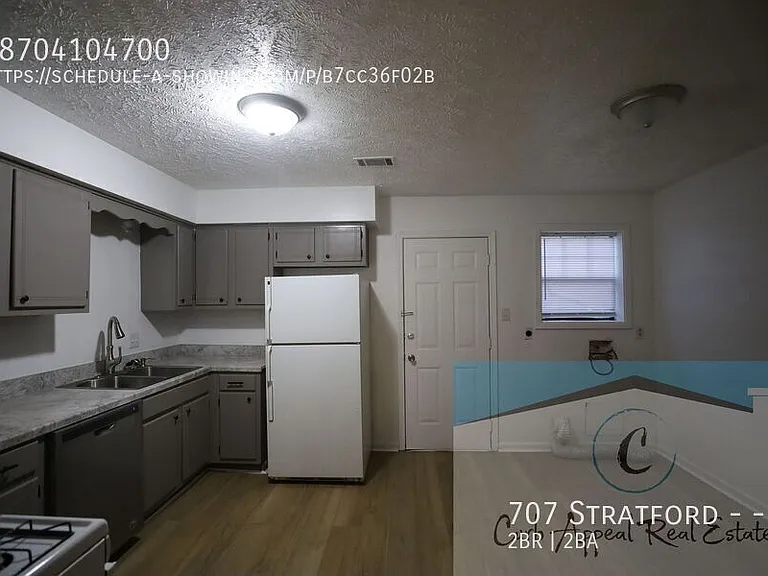 707 Stratford Dr #2 — Photo 4